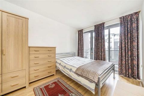 2 bedroom flat for sale, Deals Gateway, London SE13