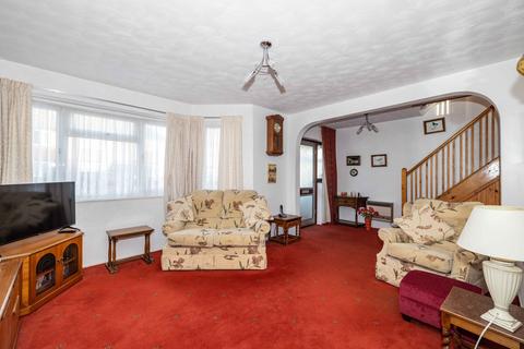 3 bedroom semi-detached house for sale, Cheney Road, Faversham, ME13