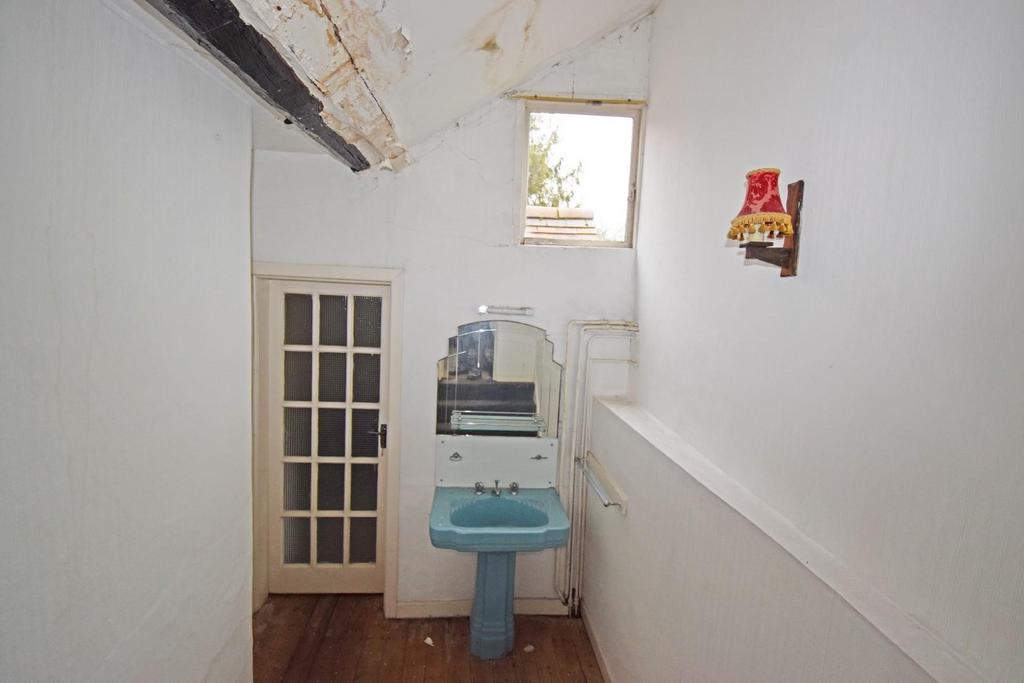 Church Mill House,  washroom.jpg