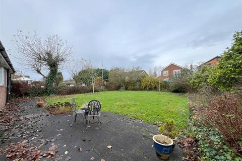 3 bedroom detached bungalow for sale, Holmes Chapel Road, Congleton