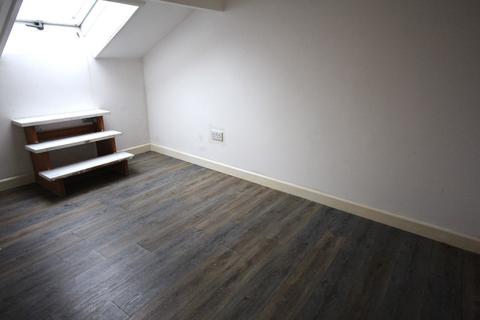 2 bedroom terraced house to rent, London Road, Preston, Lancashire, PR1