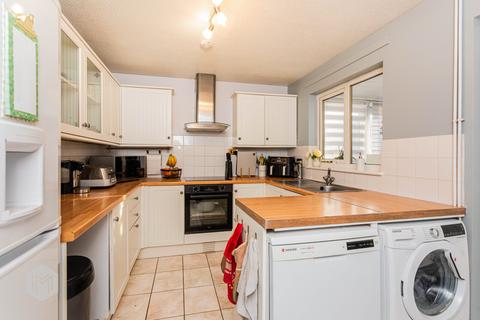 10 Farringdon Drive, Radcliffe, Manchester, M26 3WS