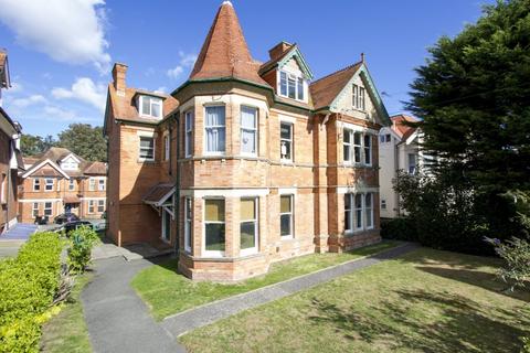 8 Percy Road, Boscombe Spa