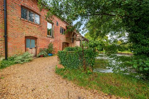 2 bedroom terraced house for sale, The Causeway, Romsey, Hampshire, SO51