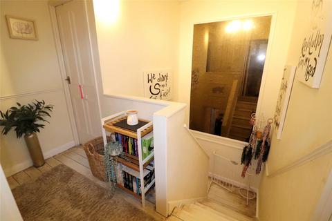 4 Ward Close, Erith, DA8 3EH