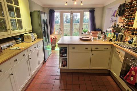 3 bedroom detached house for sale, Anglesey Arms Road, Alverstoke, Gosport PO12 2DG