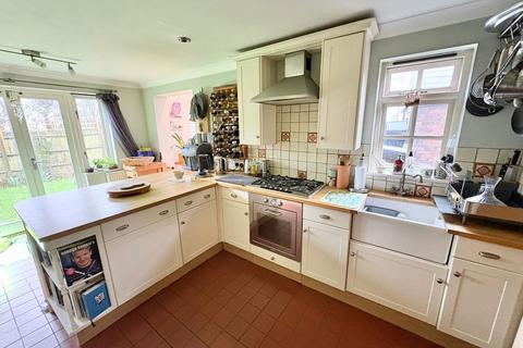 3 bedroom detached house for sale, Anglesey Arms Road, Alverstoke, Gosport PO12 2DG