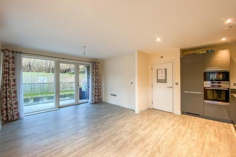 2 bedroom flat for sale, Knightly Avenue, Cambridge