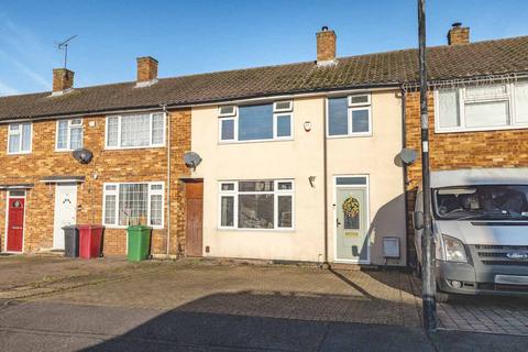 3 bedroom terraced house for sale, Pemberton Road, Slough SL2