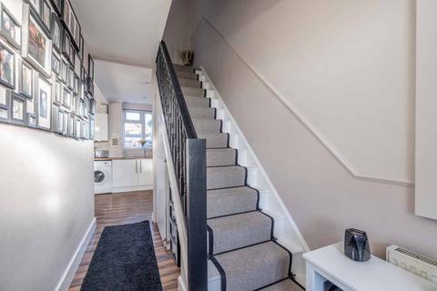 42 Pemberton Road, Slough, SL2 2JJ