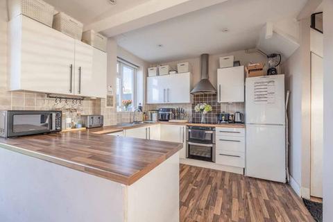 42 Pemberton Road, Slough, SL2 2JJ