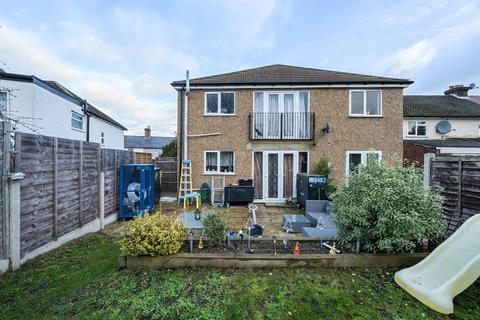 2 bedroom maisonette for sale, Teal Avenue, Bromley BR5