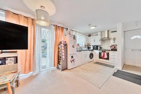 2 bedroom maisonette for sale, Teal Avenue, Bromley BR5