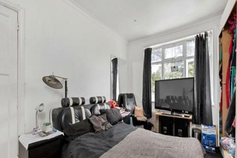 4 bedroom house for sale, Fairlands Avenue, Thornton Heath, CR7