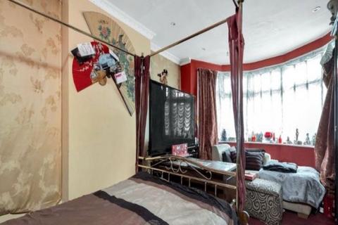 4 bedroom house for sale, Fairlands Avenue, Thornton Heath, CR7