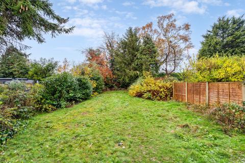 45 Beechwood Close, Amersham, HP6 6QX