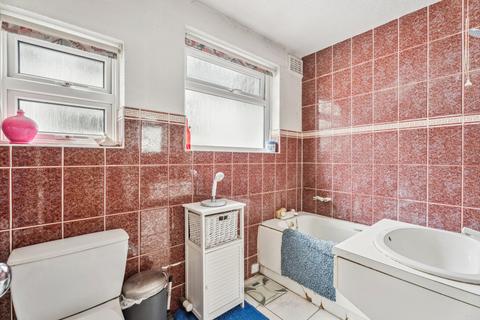 45 Beechwood Close, Amersham, HP6 6QX