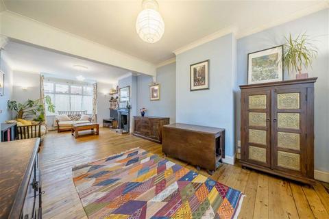 3 bedroom semi-detached house for sale, Bramshot Avenue, London SE7