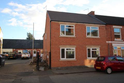 1 bedroom ground floor flat to rent, Flat 1 30a Regent Street, Kettering