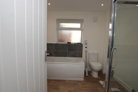 1 bedroom ground floor flat to rent, Flat 1 30a Regent Street, Kettering