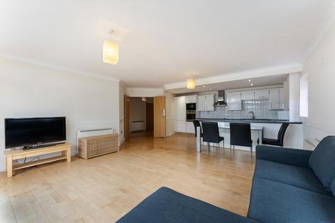 2 bedroom flat to rent, Langbourne Place, London, E14