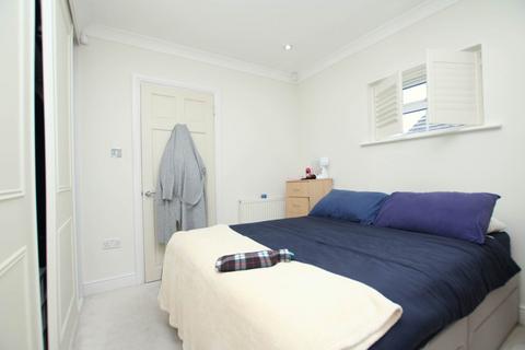 1 bedroom maisonette to rent, Harefield Road, Rickmansworth