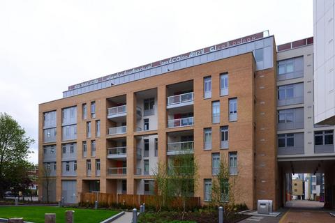 2 bedroom flat to rent, Caspian Apartments , Salton street, London E14