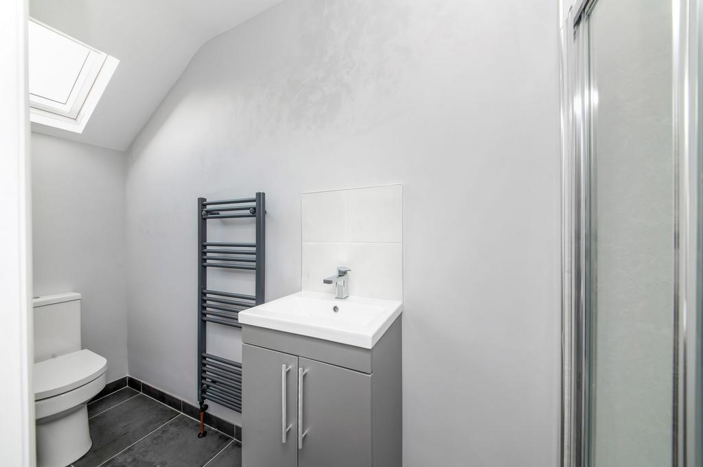 Ensuite shower room