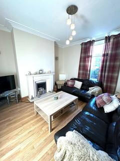 68 Redlam, Blackburn, BB2 1UW