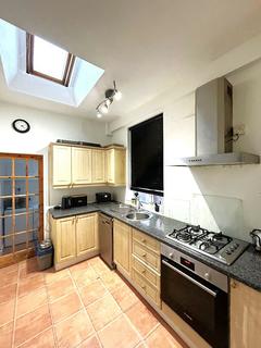 68 Redlam, Blackburn, BB2 1UW