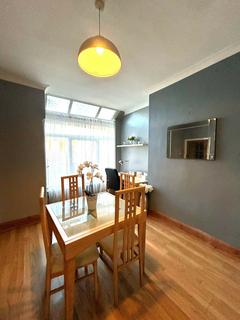 68 Redlam, Blackburn, BB2 1UW