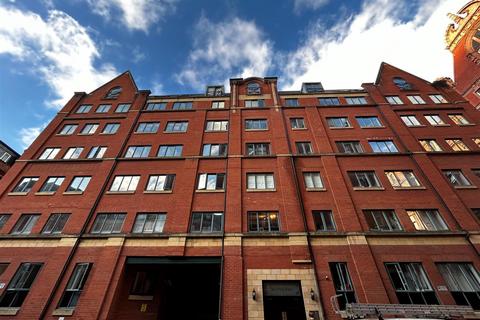 2 bedroom apartment to rent, Sackville Place, Manchester