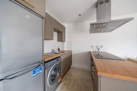 2 bedroom flat for sale, Sovereign Place, Harrow, HA1