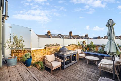 3 bedroom apartment for sale, Leathwaite Road, SW11