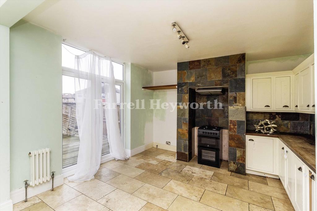 Kitchen dining room