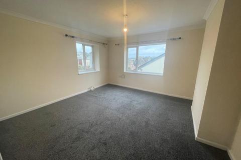 2 bedroom flat to rent, Mitchell Hill, Truro