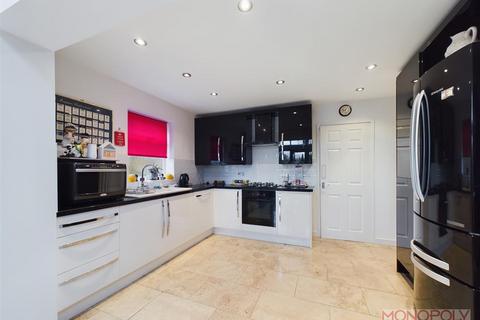 4 bedroom detached house for sale, Coed Y Glyn, Wrexham