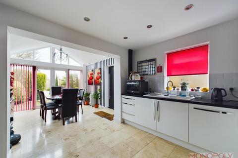 4 bedroom detached house for sale, Coed Y Glyn, Wrexham