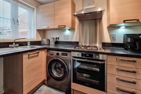 2 bedroom end of terrace house for sale, McKennan Close, Clapham, Bedford