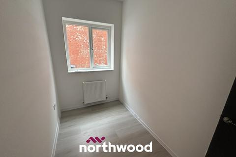 2 bedroom flat to rent, Station Road, Doncaster DN7