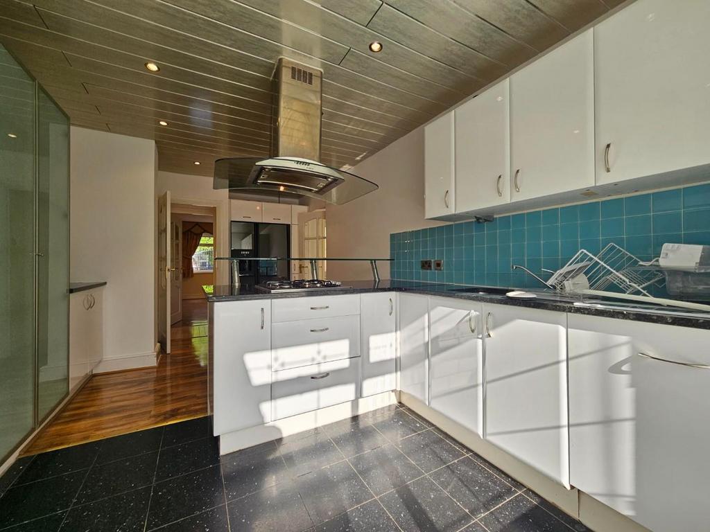 Breakfast Kitchen 2