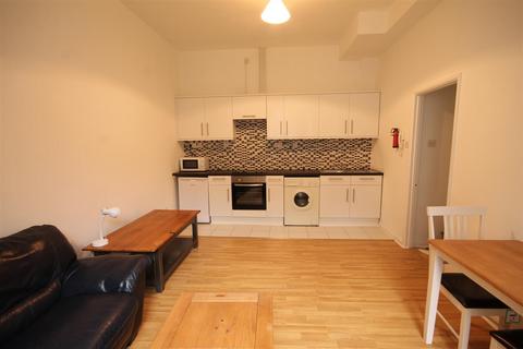 2 bedroom apartment to rent, St Andrew's Street, City Centre