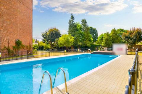 2 bedroom flat to rent, Belgrave Court, Chiswick, Chiswick