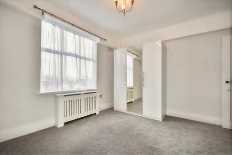 2 bedroom flat to rent, Belgrave Court, Chiswick, Chiswick