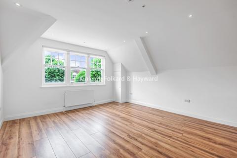 2 bedroom flat to rent, Queens Avenue London N10