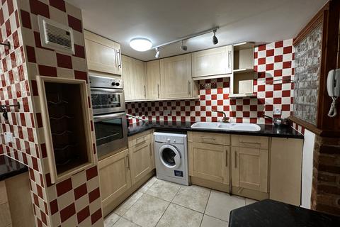 2 bedroom flat to rent, New Bridge Street, Exeter EX4