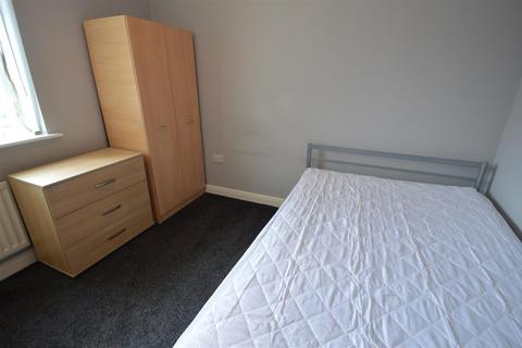 4 bedroom house to rent, Bold Street, Manchester M15