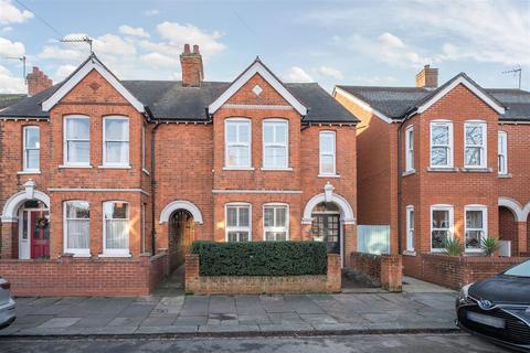 4 bedroom house for sale, Campbell Road, Bedford