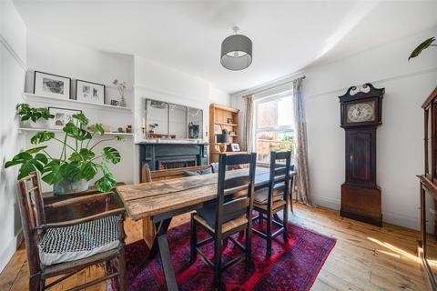19 Campbell Road, Bedford, MK40 3DD
