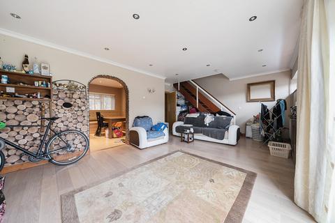 3 bedroom end of terrace house for sale, Fellbrook, Richmond, TW10